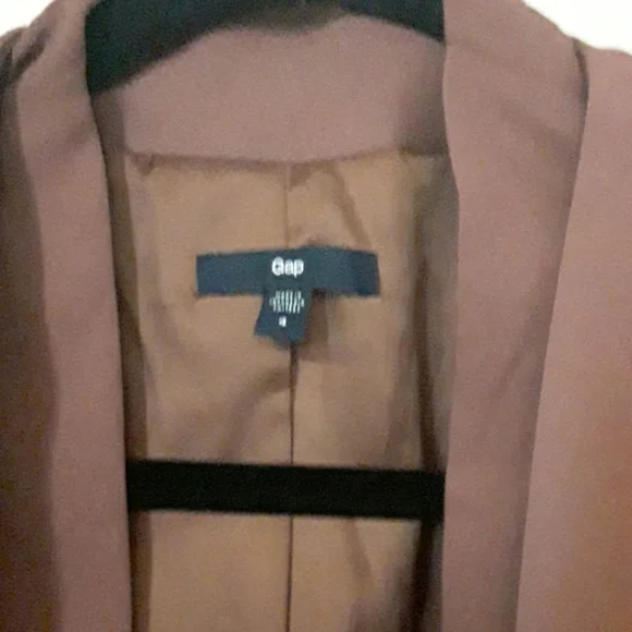 Good condition- nude/rust GAP blazer - Picture 2 of 4